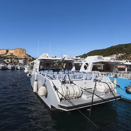 20 By Interhome بيت للعطل